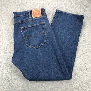 LEVIS 501 Jeans Mens 42x32 Classic Fit Straight Leg Button Fly Medium Wash Denim